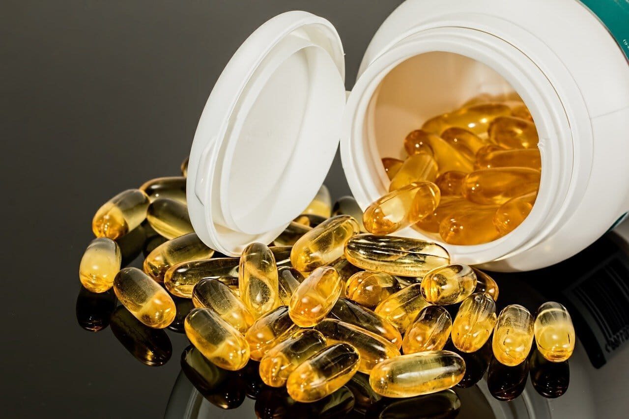 Cápsulas vitamínicas.